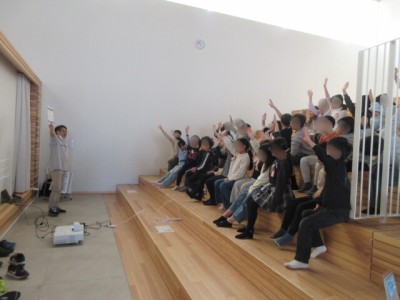 b56d5b20-405d-4f99-baf1-9619826e1b17