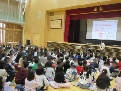 80f1cbf9-bc57-4ef8-8a60-b4df3f072636