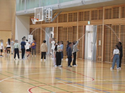 913fcd9b-4231-4e87-ab02-8bd617fe2555