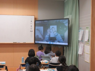 8292315e-82e9-4c87-8792-25b1840b0b2c