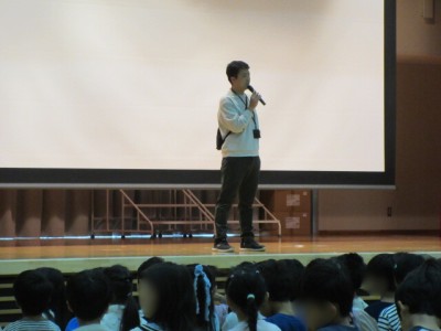 3a05dc15-6b84-49aa-9e52-caf5f3690d8a (1)