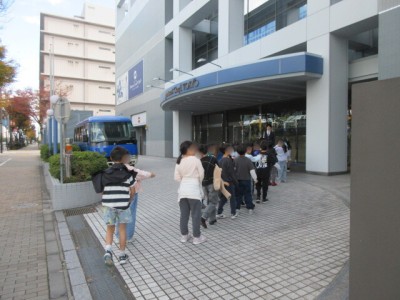 82600aee-6ec3-493f-9f28-3d3d5b279058