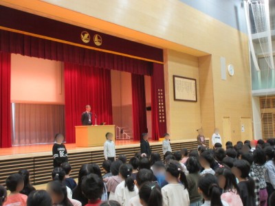 8ab6abec-6c25-4131-8781-1aa13c9ee5d6